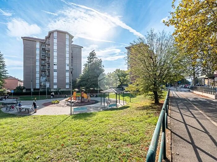 Appartamento quadrilocale in vendita in Via Duccio Galimberti, Grugliasco