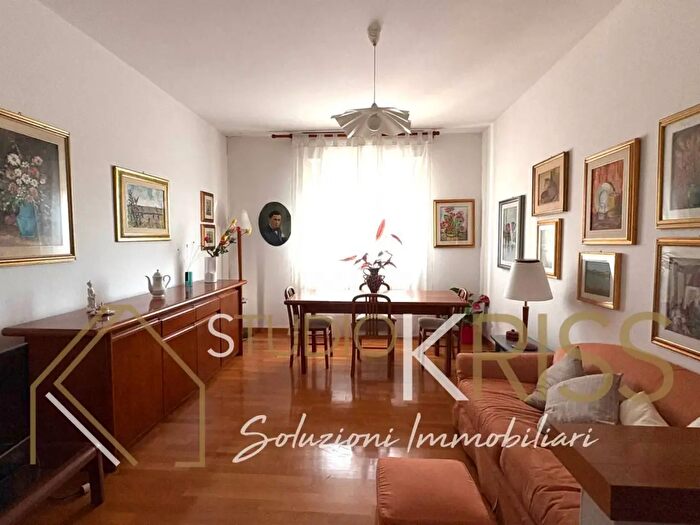 Appartamento con 5 locali in vendita in Viale Ricci, Copparo