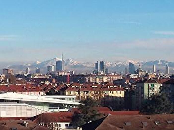 Appartamento trilocale in affitto in Piazza Serafino Belfanti, Navigli Darsena, Milano
