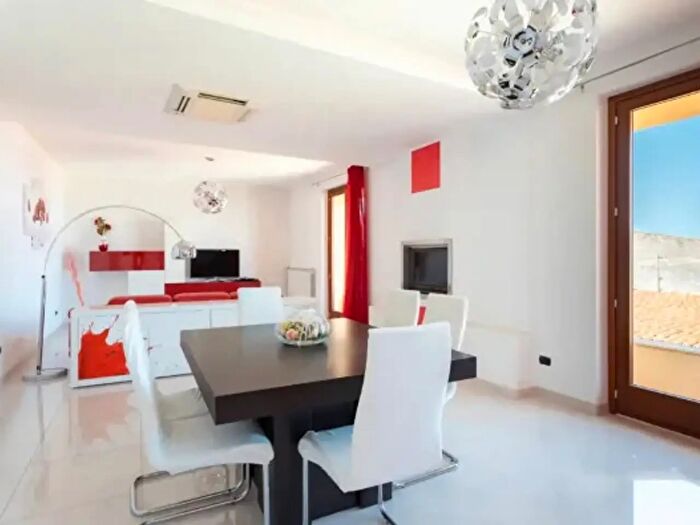 Casa con 6 locali in vendita in Via Roma, Cuglieri