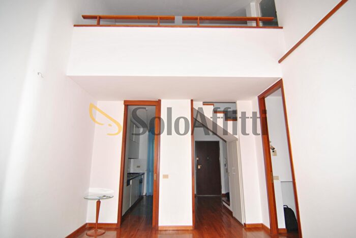 Casa con 6 locali in affitto in Via di Montenero, Livorno