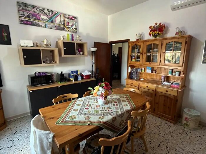 Appartamento quadrilocale in vendita in Campi Bisenzio