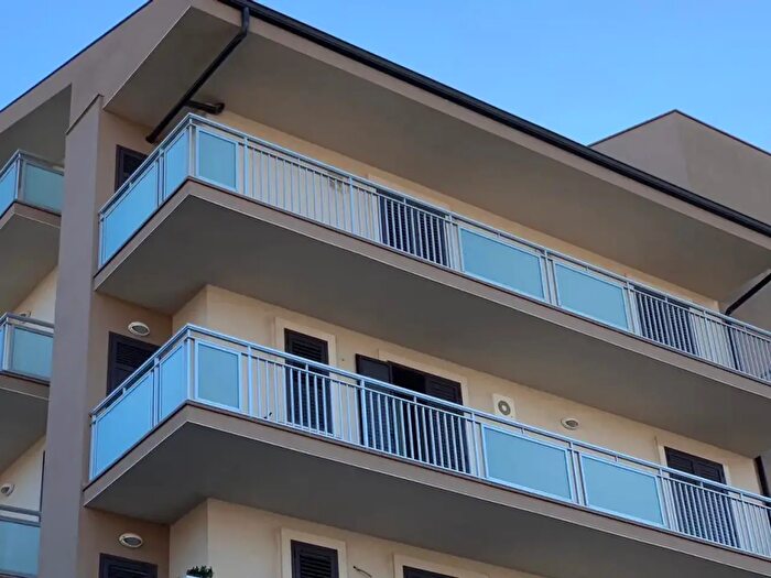 Appartamento quadrilocale in vendita in Via Risorgimento, Modica