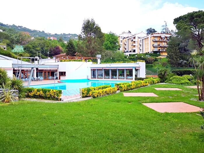 Appartamento bilocale in vendita in Viale Lauri, Rapallo