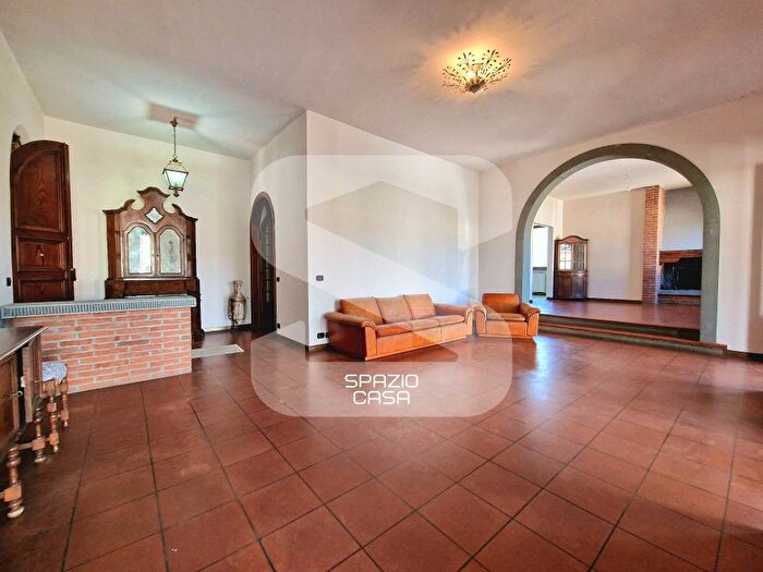 Casa con 6 locali in vendita in Via della Stazione Seconda, Ponte a Moriano, Lucca