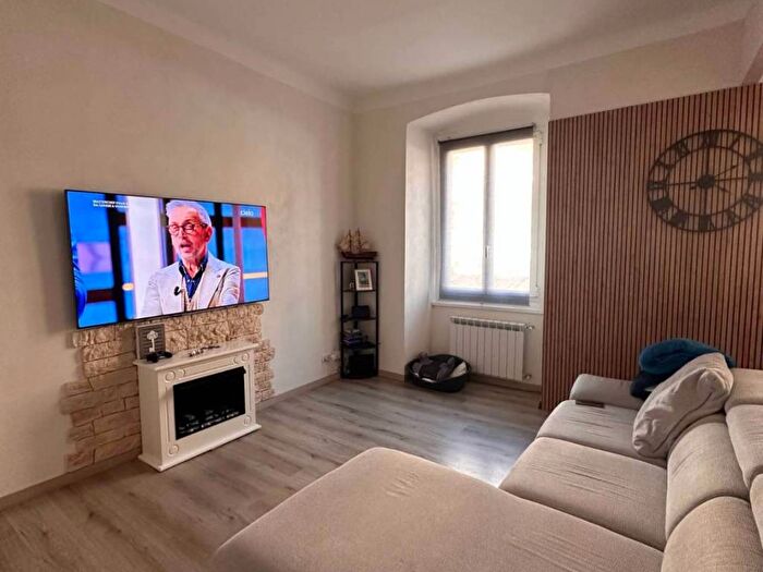 Appartamento con 6 locali in affitto in Via della Liberta, Foce, Genova