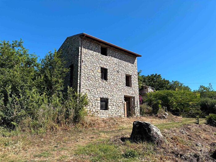Casa monolocale in vendita in Viaro, Castelforte