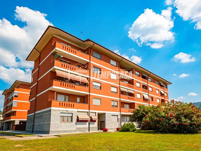 Appartamento quadrilocale in vendita in Via Mezzaluna, San Mauro Torinese
