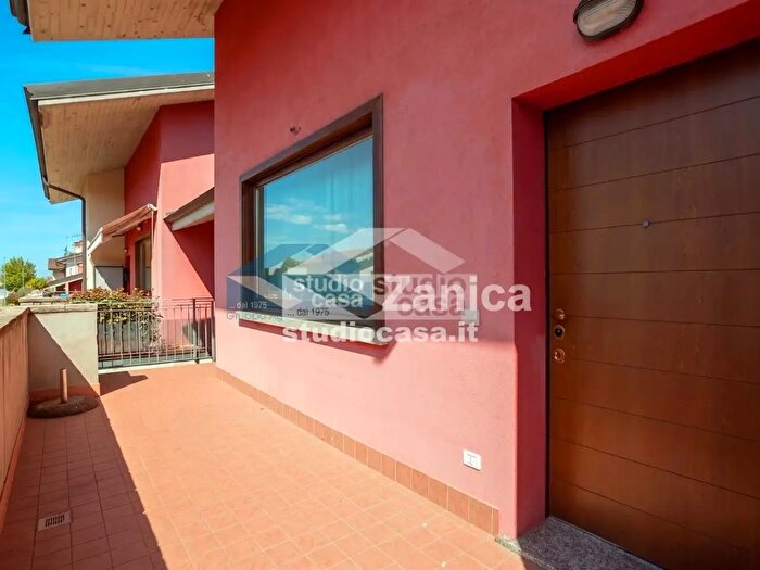 Appartamento quadrilocale in vendita in Vai Don Gnocchi, Zanica