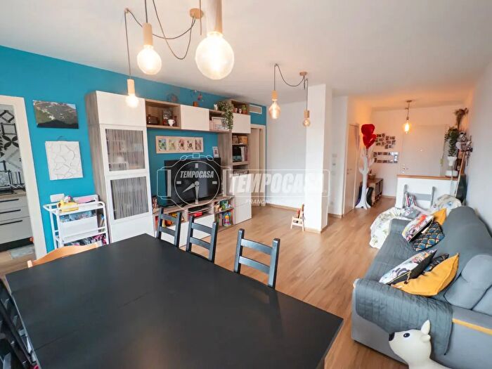 Case in Vendita e in Affitto - 3