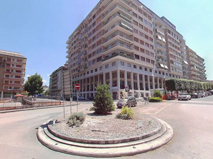 Appartamento trilocale in affitto in Via Serafino Pionati, Centro Storico, Avellino