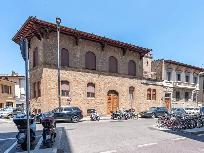 Appartamento trilocale in vendita in Firenze