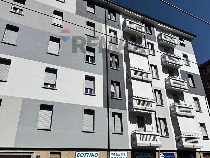 Appartamento trilocale in affitto in Viale Fulvio Testi, Milano