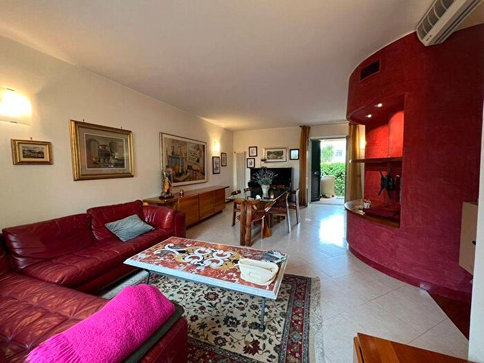 Casa con 5 locali in affitto in Via Giuseppe Pagano, Monterusciello, Pozzuoli