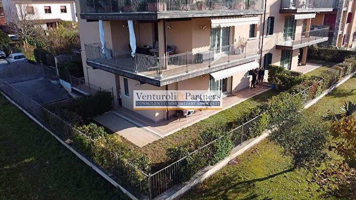 Appartamento trilocale in vendita in Via Centenaro, Desenzano Del Garda
