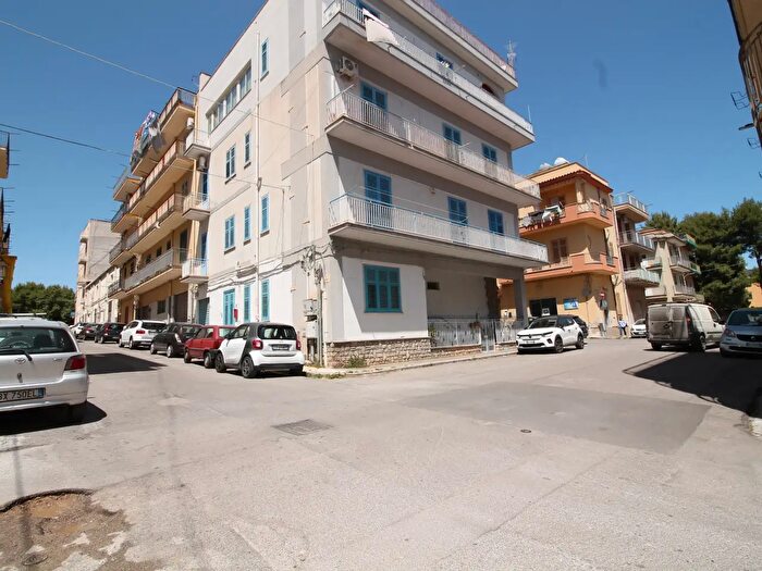 Appartamento quadrilocale in vendita in Via Giovanni Verga, Bagheria