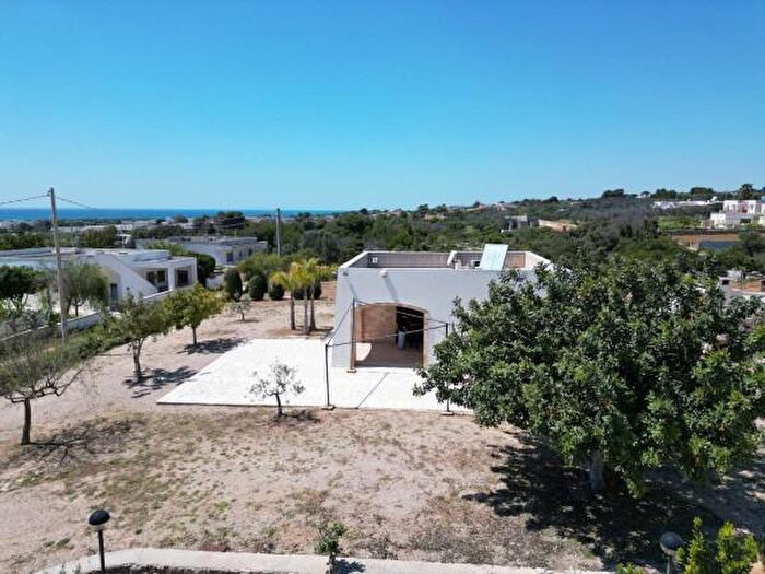 Casa quadrilocale in vendita in Via Luigi Tenco, Salve