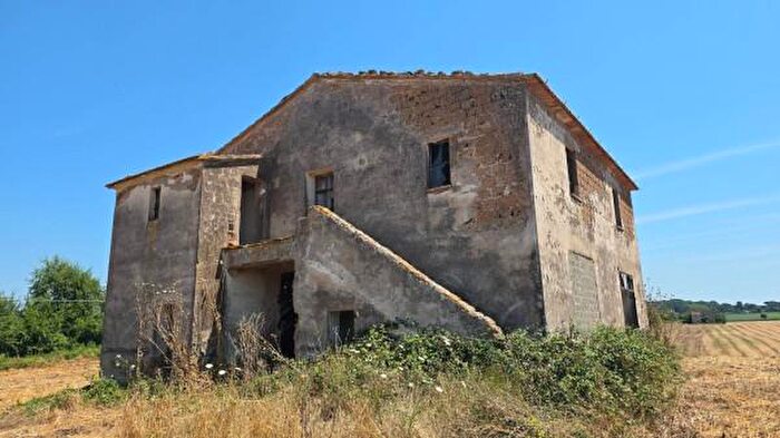 Casa con 6 locali in vendita in Strada Provinciale Lamone, Farnese