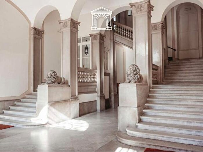 Appartamento bilocale in vendita in Piazza Casali, Trieste