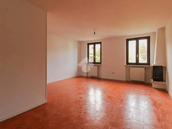 Appartamento trilocale in vendita in Via Monte, Gavardo