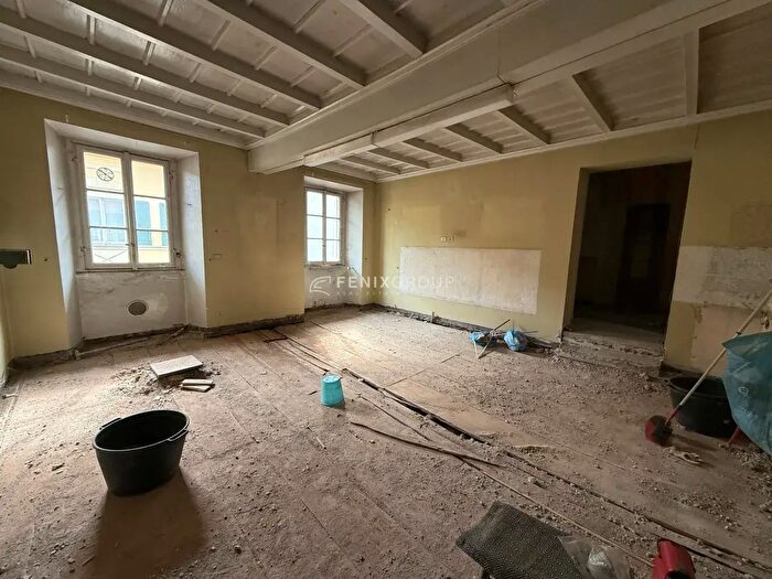 Appartamento con 5 locali in vendita in Via Santa Marta, Concorezzo
