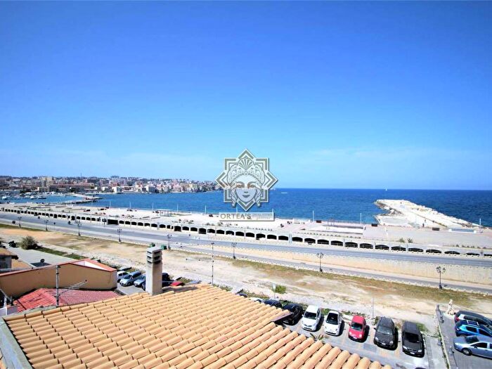 Appartamento quadrilocale in affitto in Via Paolo Sarpi, Ortigia, Siracusa