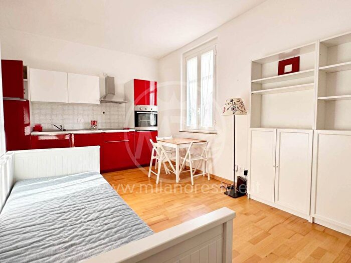 Casa monolocale in affitto in Via Domenico Cucchiari, Cenisio, Milano