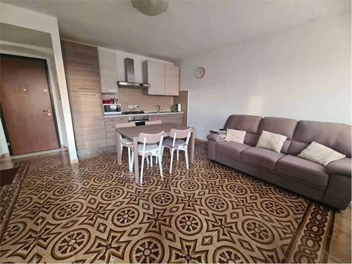 Appartamento trilocale in affitto in Via olmarello, Colombiera Molicciara, Castelnuovo Magra