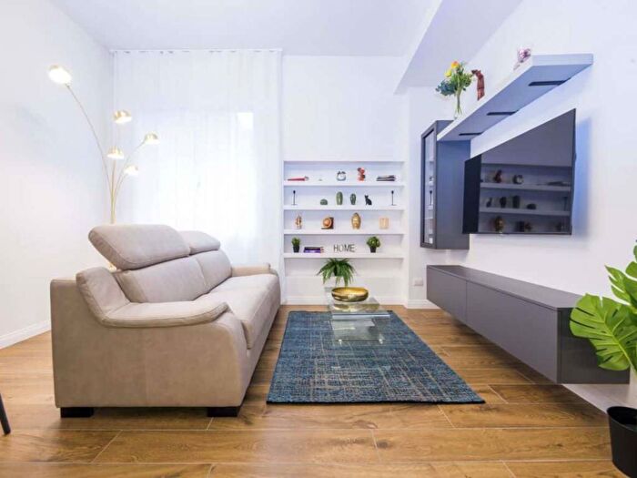 Appartamento monolocale in affitto in Via Gabriele dAnnunzio, Centro Città, Genova