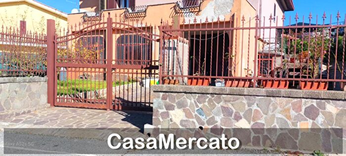 Appartamento trilocale in vendita in Via Montepennolo, Rocca Di Papa