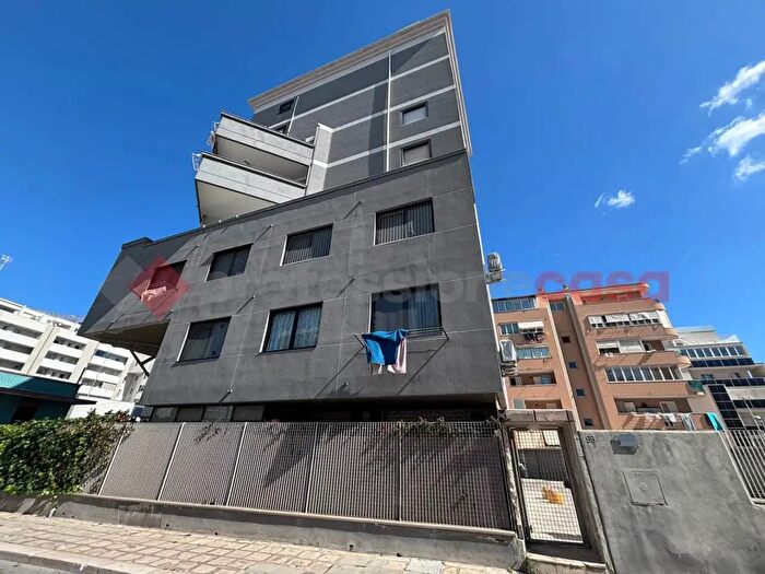 Appartamento trilocale in vendita in Via Bellezza, Bari