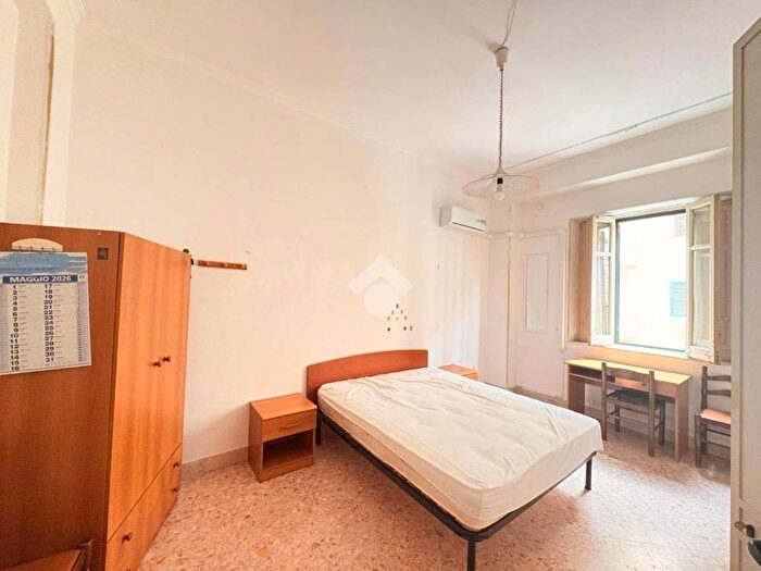 Appartamento con 5 locali in affitto in Via Filippo Corazza, Oreto Perez, Palermo