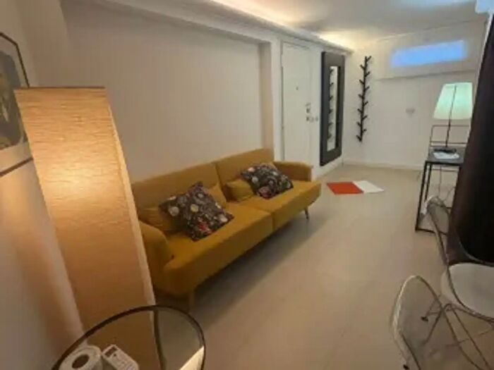 Appartamento bilocale in affitto in Via di Trasone, Roma