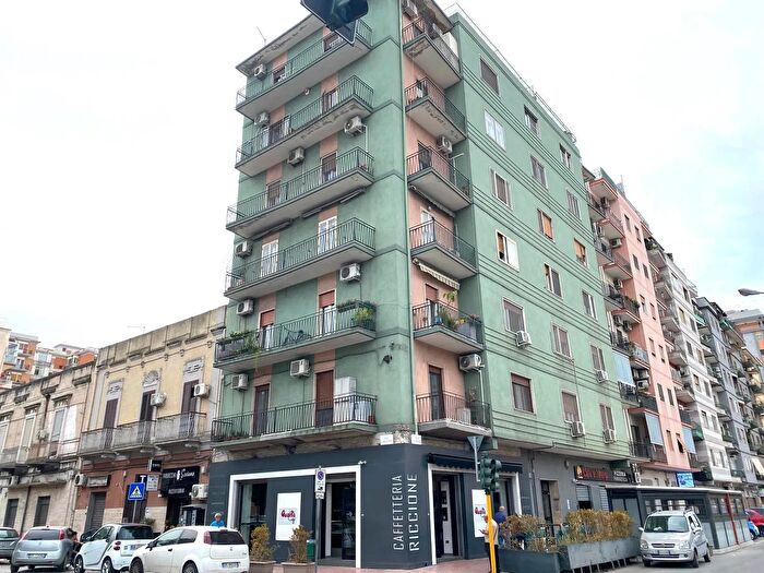 Appartamento trilocale in vendita in ItaliaMontegranaro Taranto Taranto, Taranto