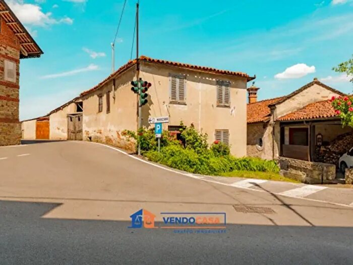 Casa con 6 locali in vendita in Via Lorenzo Bruno, Murazzano