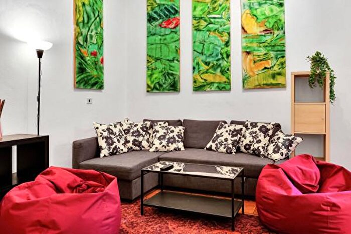 Appartamento bilocale in affitto in Via Correggio, Milano