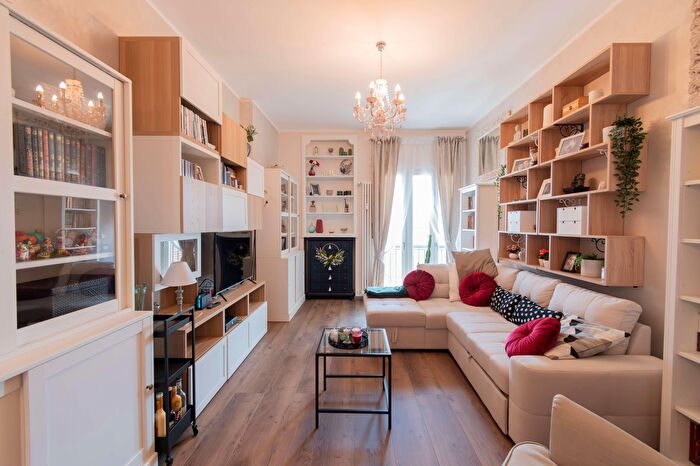 Appartamento con 6 locali in vendita in Via Boselli, Pinerolo