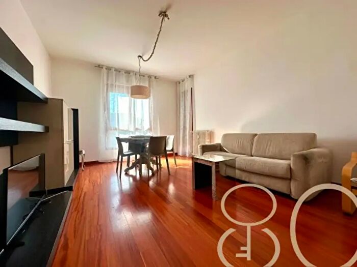 Appartamento trilocale in affitto in Via Leopoldo Marchetti, Milano