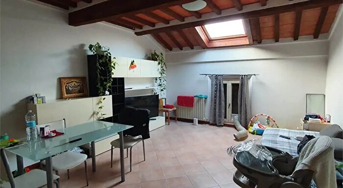 Appartamento trilocale in vendita in Mirandola Via Statale, Mirandola