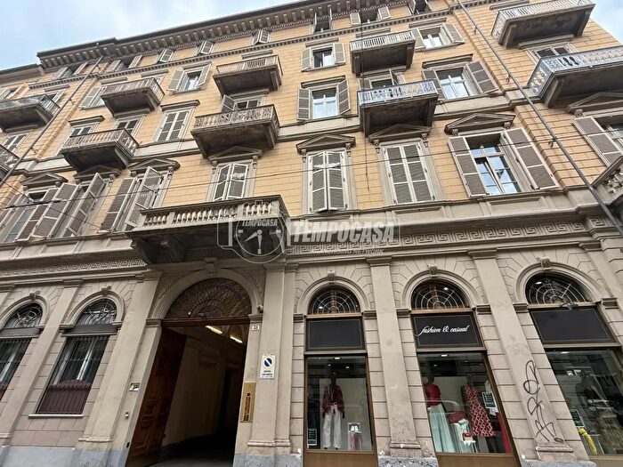 Appartamento trilocale in vendita in Via dellArsenale, Torino