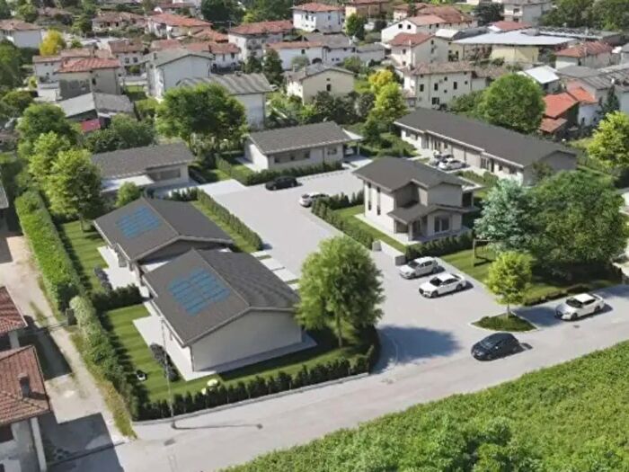 Casa quadrilocale in vendita in Porcia