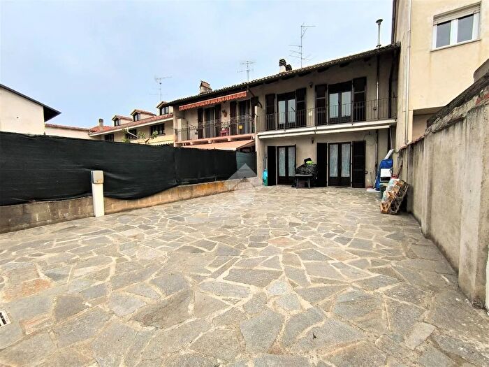 Casa con 5 locali in vendita in Via Don Rampella, Saluggia