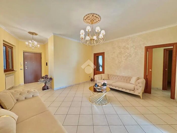 Appartamento quadrilocale in vendita in Via Fabrizio De Andrè, Orta Di Atella