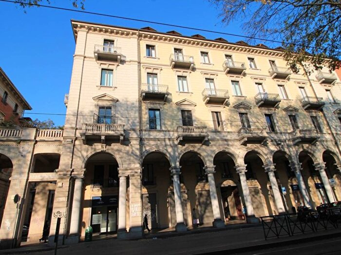 Appartamento con 6 locali in affitto in Via Paolo Sacchi, San Secondo, Torino