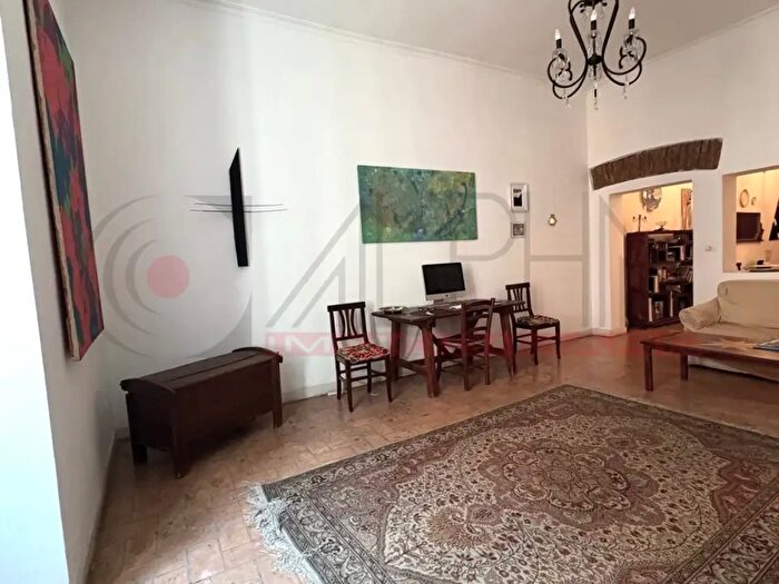 Appartamento quadrilocale in vendita in Via Natale del Grande, Roma