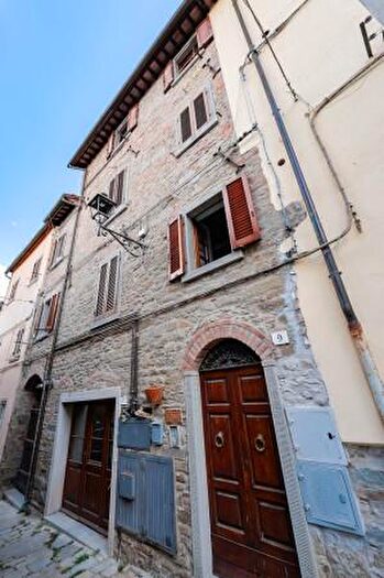 Casa con 6 locali in vendita in Vicolo del Fosso, Cortona