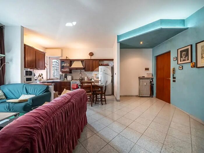 Appartamento quadrilocale in vendita in Via Redipuglia, Verona