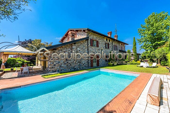 Casa con 7 locali in vendita in Via Bergamo, Palazzolo SullOglio