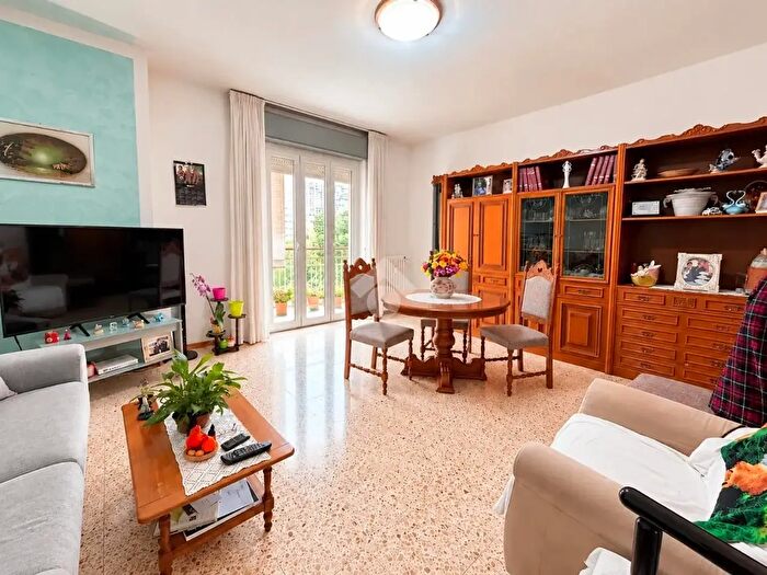 Appartamento con 5 locali in vendita in Via Renco, Verbania