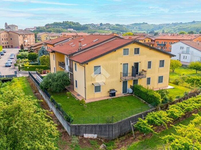 Appartamento bilocale in affitto in Via augusto pra', Monteforte d'Alpone